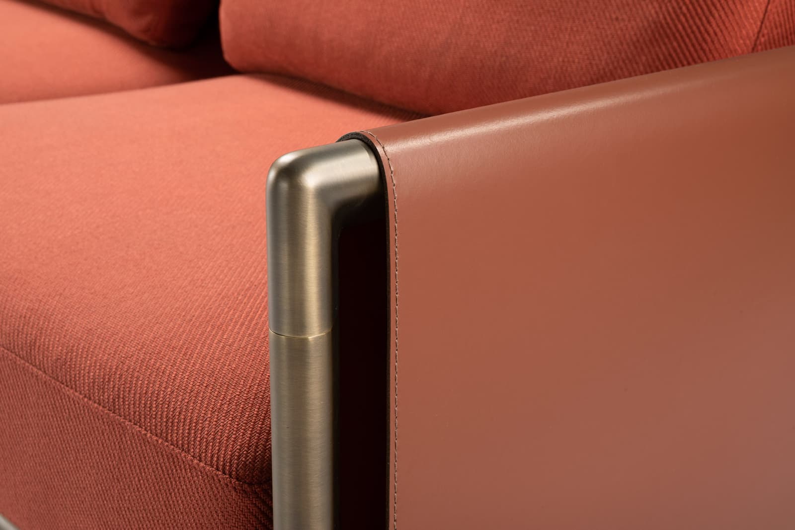 Frame Sofa by Ghidini 1961