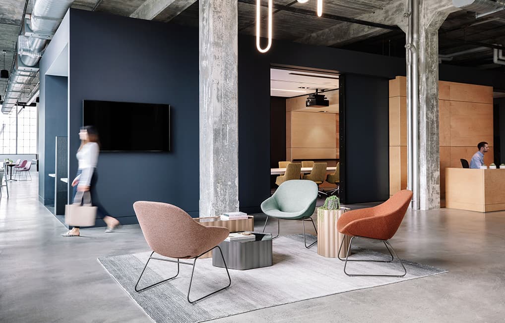 Beso lounge by Artifort
