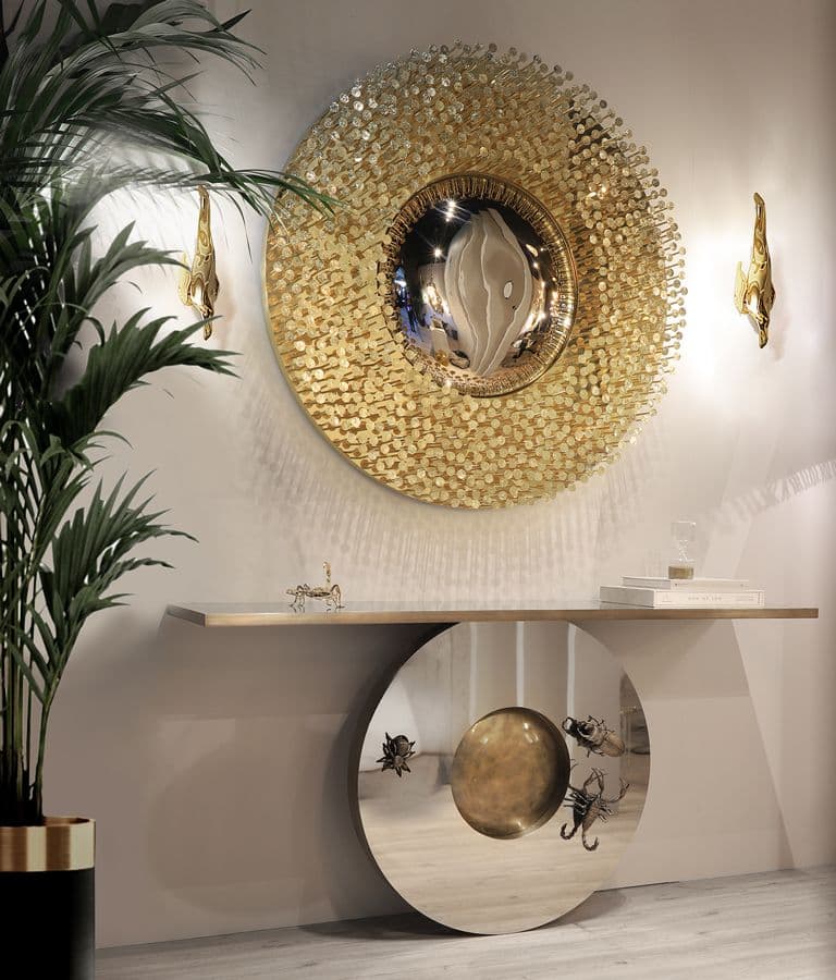Metamorphosis Console by Boca do Lobo