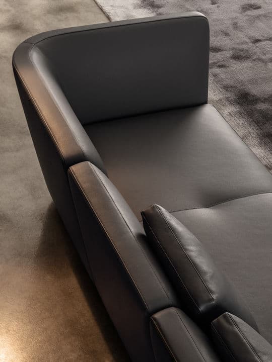 Seymour by Minotti