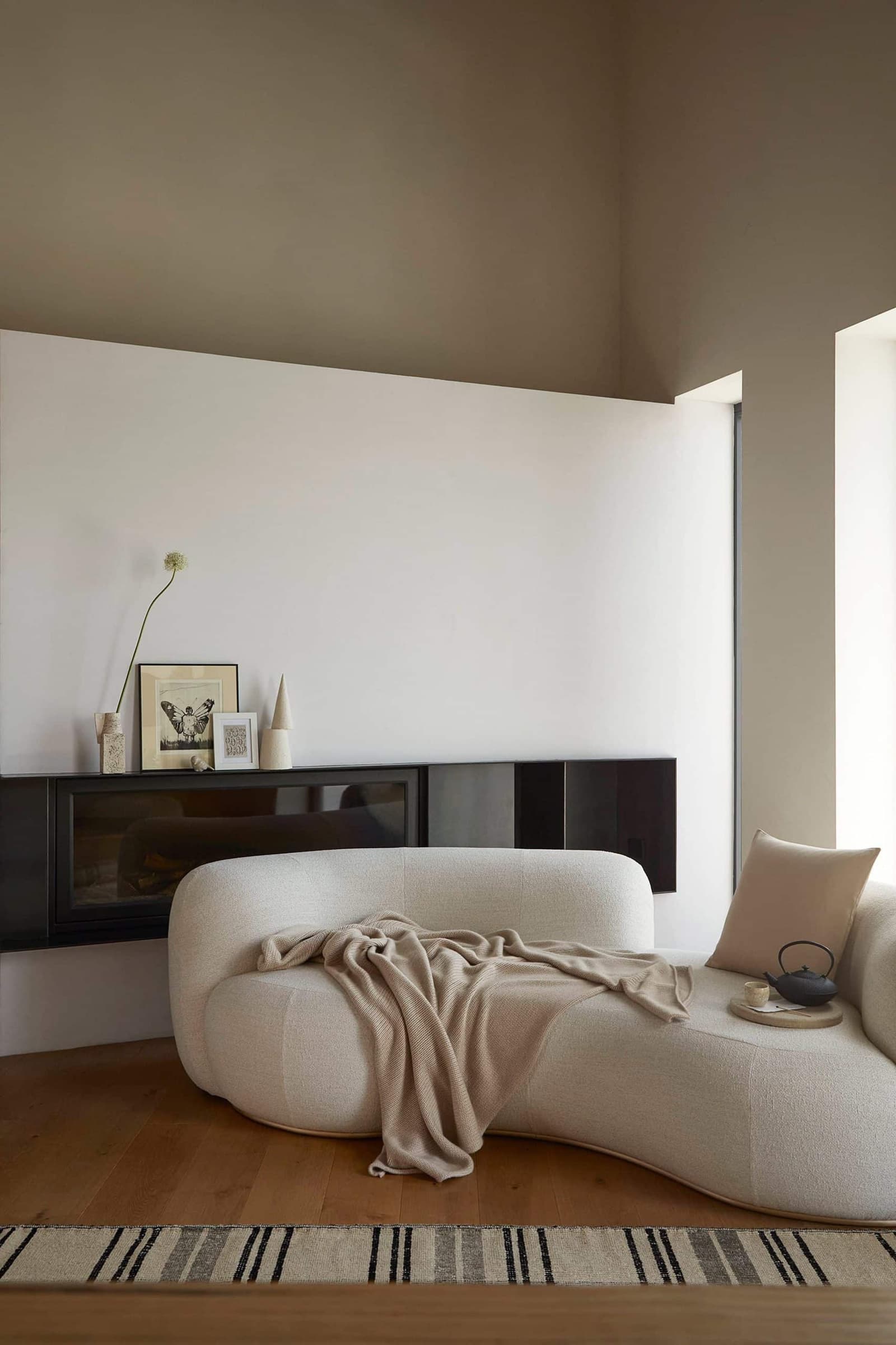 Tateyama Cloud by Secolo /Artefatto Design Studio