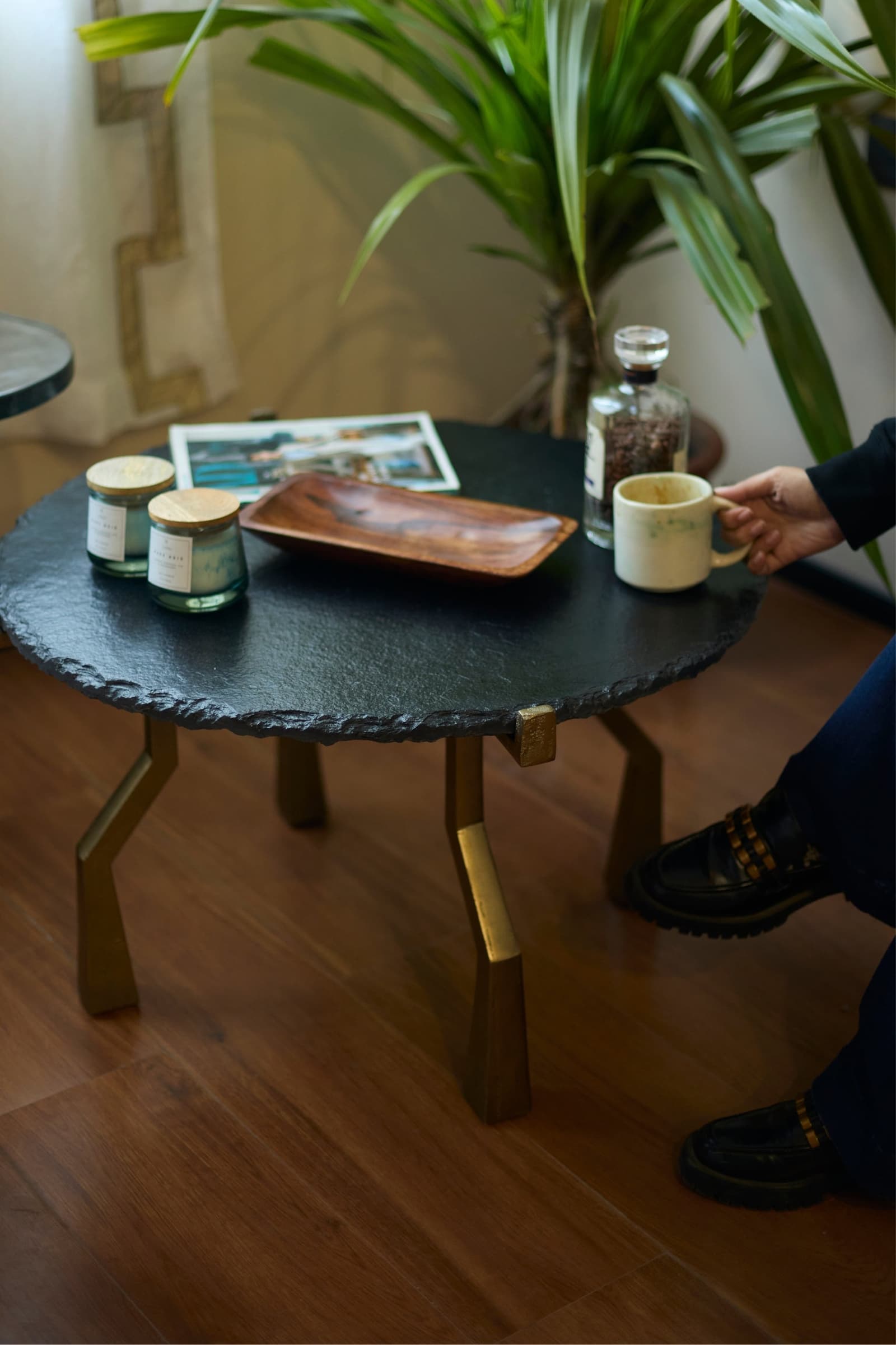 Crawler Coffee Table by Lmnoh