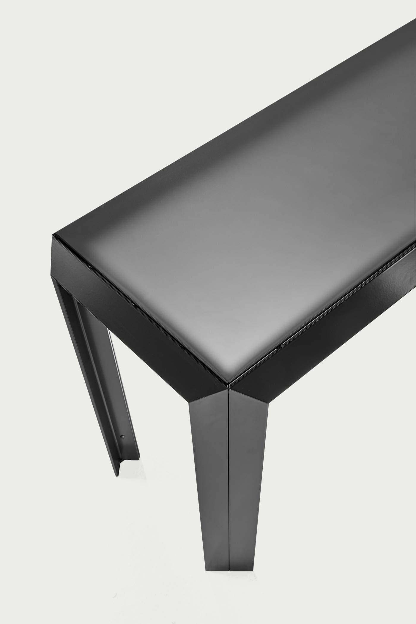 T-Table by Baleri
